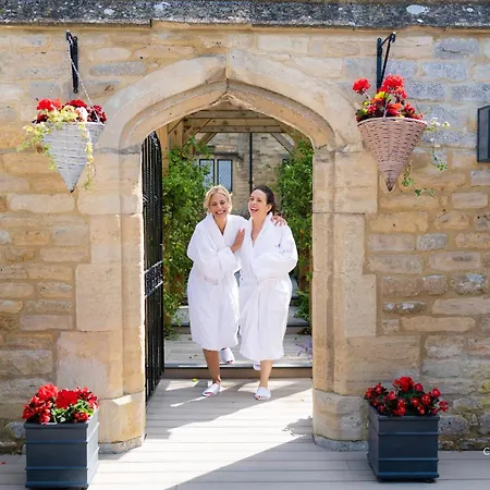 Ellenborough Park-2